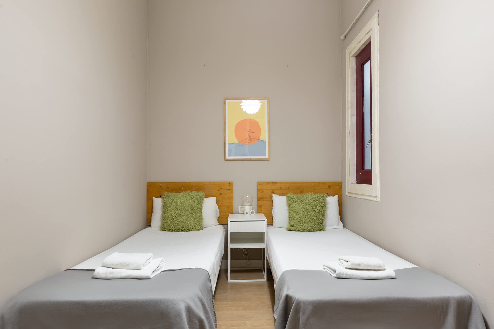 Spacious Apartment near Sagrada Familia 2
