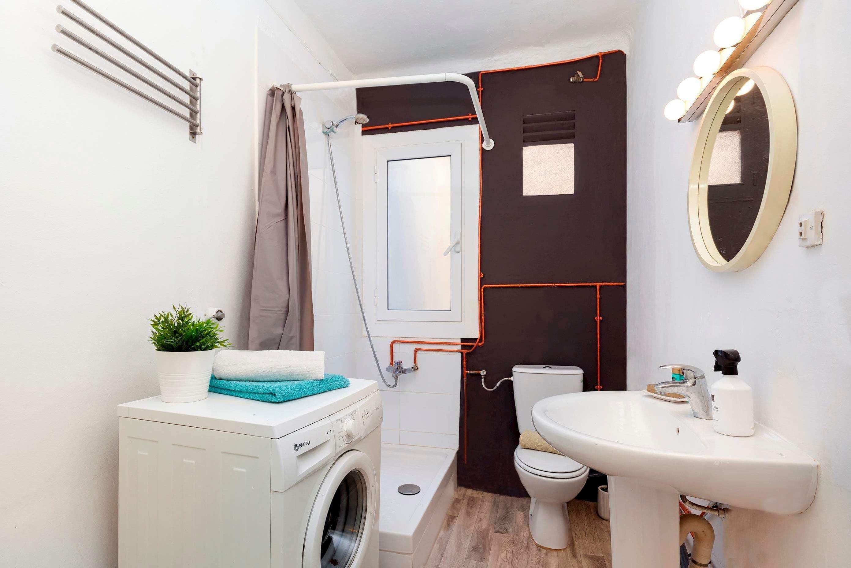Monumental Apartment located in L’Eixample 3