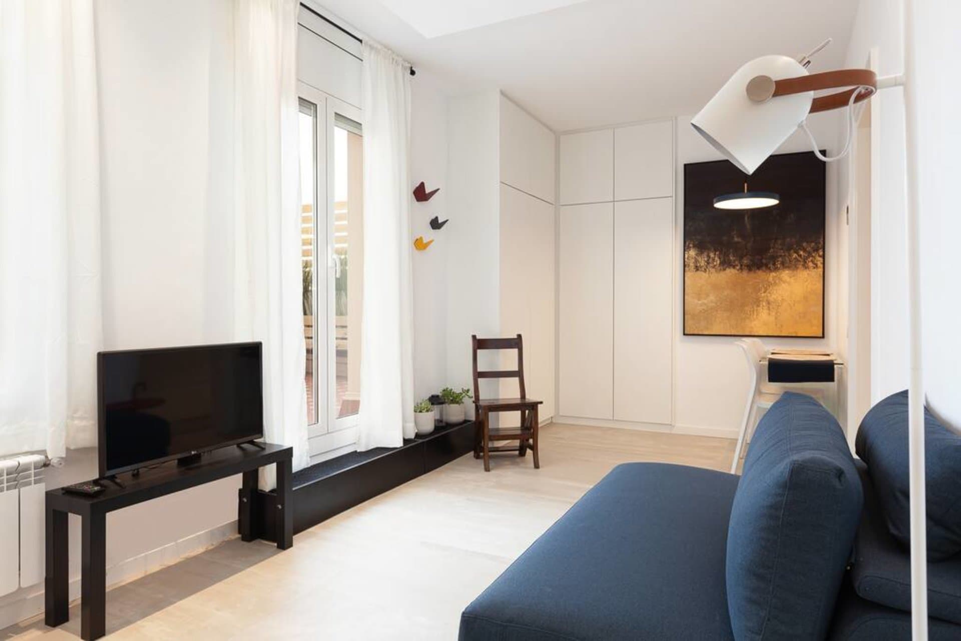 Z - Studio Gran Via B - ByMonths 2
