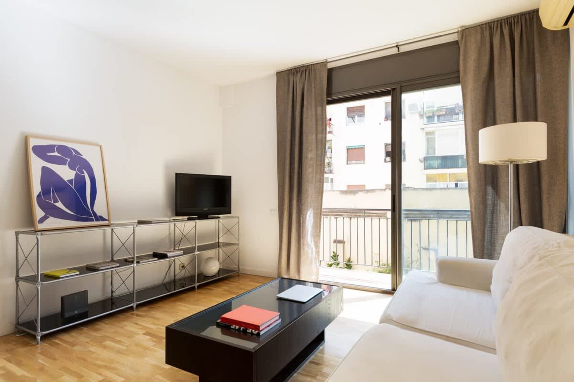 Lovely 2-BR Apt in Barcelona near Pl. Catalunya 3